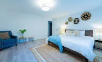 Freeland Bay View Waterfront Family Villa Retreat