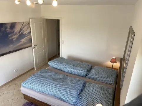 directly on the beach, balcony overlooking the sea, beach chair, close to the golf course