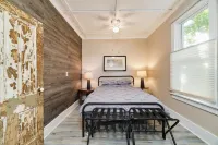 Discover stunning Northern Michigan from the comfort of the Port City Cottage