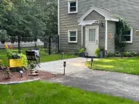 The Hive: A Honeybee-Themed Retreat. Wi-fi, Video Games, EV Charger, Garden View