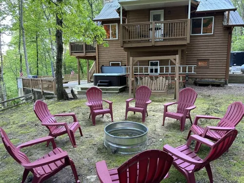 River Shoals Cabin! Hot Tub-Water front