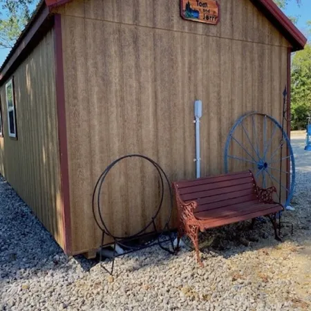 Tom & Jerri's Rustic Cabin located on the lake