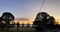 Beachfront Batemans Bay-Batehaven NSW2 bedroom apartment,pool, free parking