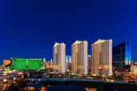Signature at MGM 1BR balcony suite, tower 1. <br>