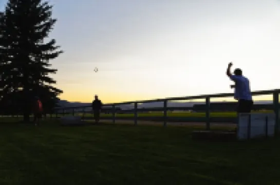 Yellowstone Inspired Lodge - Two Fireplaces