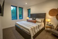 Deer Valley's Newest Luxury Ski House! Sleeps 21