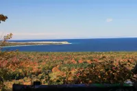 Newly remodeled ranch style home located in Lake Leelanau