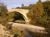 Comfortable villa, 300 m from shops, 5 kms from Vaison la romaine Hotels in Entrechaux