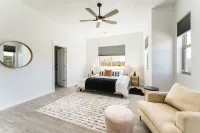 Centrally located, A/C, pet friendly, large yard, mountain views