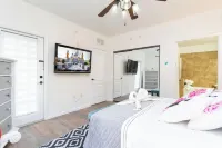 Just minutes from Disney! Family condo , Clubhouse with great amenities.