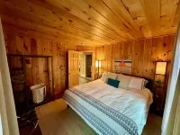 Stylish Mountain Retreat: Hot Tub, Fire Pit, Whiteface Views!