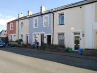 Reduced rate for stunning victorian cottage in the heart of Cowbridge Hotels in 