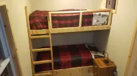 Petoskey - Cozy, Peaceful Cabin in the Woods. Close to Trails and Lakes!