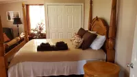 "Thyme Away" - A quiet home in the country