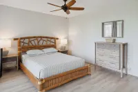 NEW! Turtle Bay condo within a short walk to Ritz-Carlton resort and beaches Hotels near CLIMB Works Keana Farms Zipline Tour