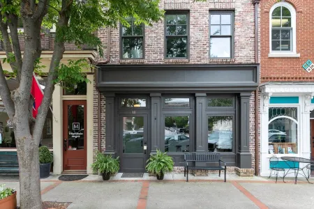 Luxury Loft in Downtown Columbia with Rooftop Terrace