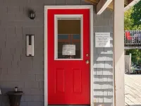 Cozy Apt close to the Catskill Park,Skiing, Hiking and more! Hotels in Middletown