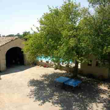 Uzès: superb gîte in a Provencal farmhouse 700m from the town center Hotel Exterior