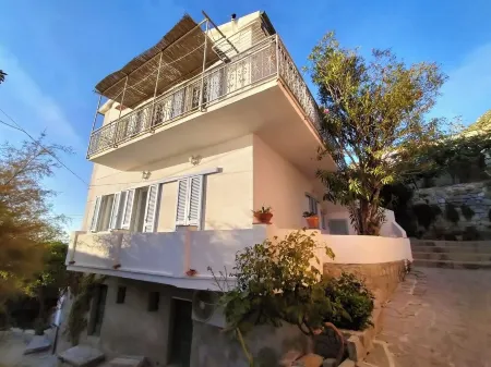 Breathtaking view from our New modern apartment  a few steps away from the sea