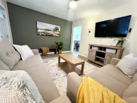 Quaint, PET-FRIENDLY cottage in downtown Bremen-games for the fam/full kitchen Ξενοδοχεία στην πόλη Haralson County