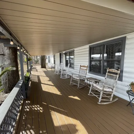 Experience life on the Alabama River! Pet-Friendly! 3BD/2BA