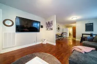 {Sunnyside Wilds} An Ideal Spot for Exploring Asheboro