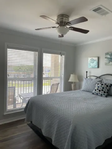 Beautiful beach/sunset view 2BR/2.5 bath Condo off the Mississippi Gulf Coast!