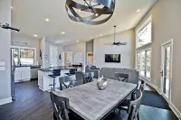 Back 40 ENTRANCE in backyard! 15 minutes to entertainment.