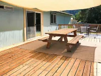Private, Quiet, Willow Creek Retreat