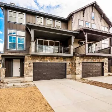 Adventure Awaits w/Private Hot Tub