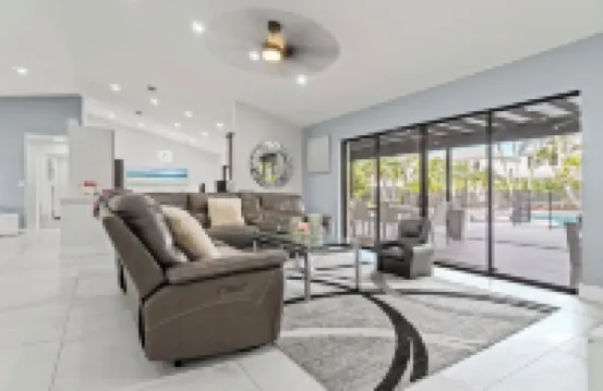 Stunning Villa with private pool on Tropical half acre of Paradise