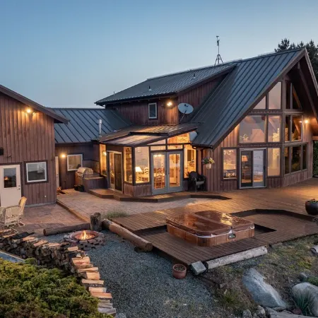 Panoramic View, Private, Low Bank Waterfront