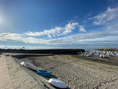 150 m2 house with sea view and private pool