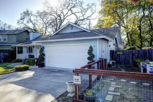 Heart of Wine Country, Cute Cottage w/Hot Tub Hotels in Windsor