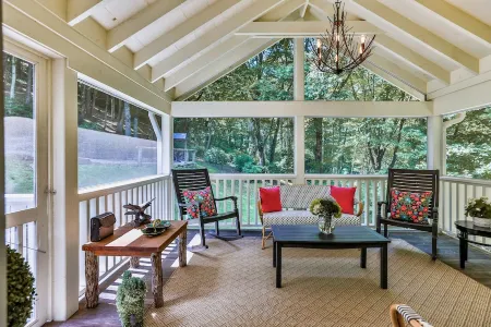 ❤️1937 Cabin near Lake Glenville - 50 Acre Estate - Private Hike & Views! 10⭐️