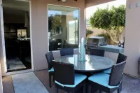 RANCHO MIRAGE - VICTORIA FALLS ENTERTAINING 4 BD - HUGE POOL & SPA & GRASS YARD!