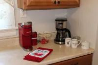 Experience Belleville in a 2 Br Cozy Home with a Stl Cardinals Theme.