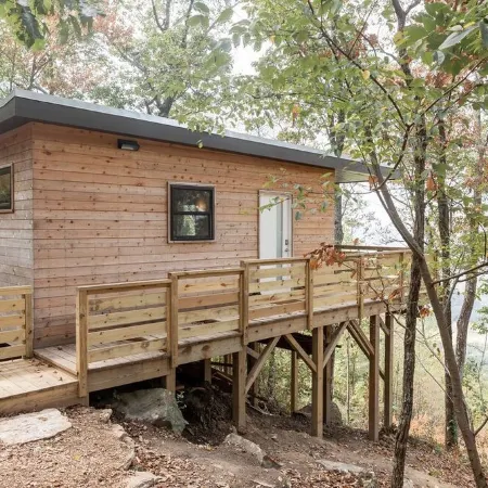 Two Bedroom Modern Tiny House with Bluff Views, Huge Windows!