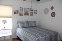 Fun Gilbert home with swim spa and ping pong in Val Vista Lakes!