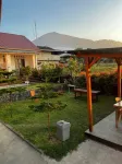 Pondok Alam Rinjani Hotels near Kebun Apel Rautani Sembalun