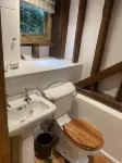 Beautiful one Bed Barn in national park 1 hr from London with small pool