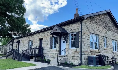 Cozy Getaway at Stone Horse