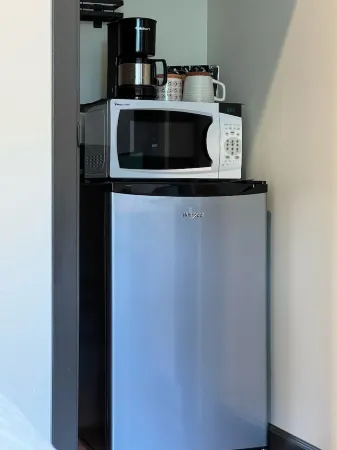 Jungle view bedroom with private entrance,outdoor private Bali style bathroom