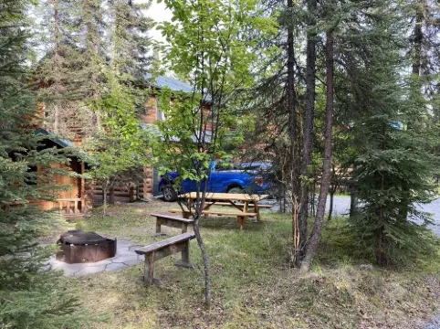 Kenai riverfront log cabin, perfect for fishing, close to town Hotels in Sterling