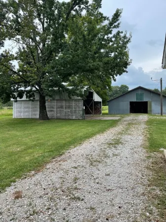Cozy country setting minutes from Rend Lake