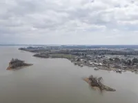 3 bed/2 bath home +office w/ futon with community boat ramp & dock to Weiss Lake