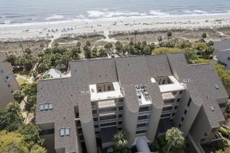 Oceanfront Bliss: 2BR/3rd Floor Condo with Pool & Beach Access in Palmetto Dunes