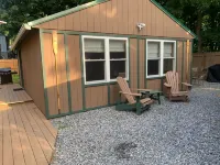 Cottage in the heart of Bolton, Lake George