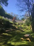 A terraced mews cottage close to the banks of the River Wye with beautiful views 住宿飯店