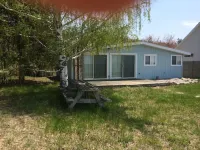 Cute Lakefront Cottage on Lake Michigan.